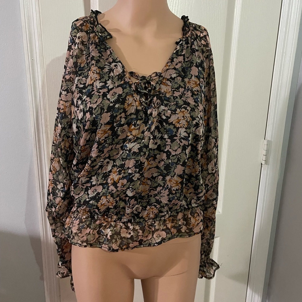 American Eagle Outfitters Black Floral Blouse